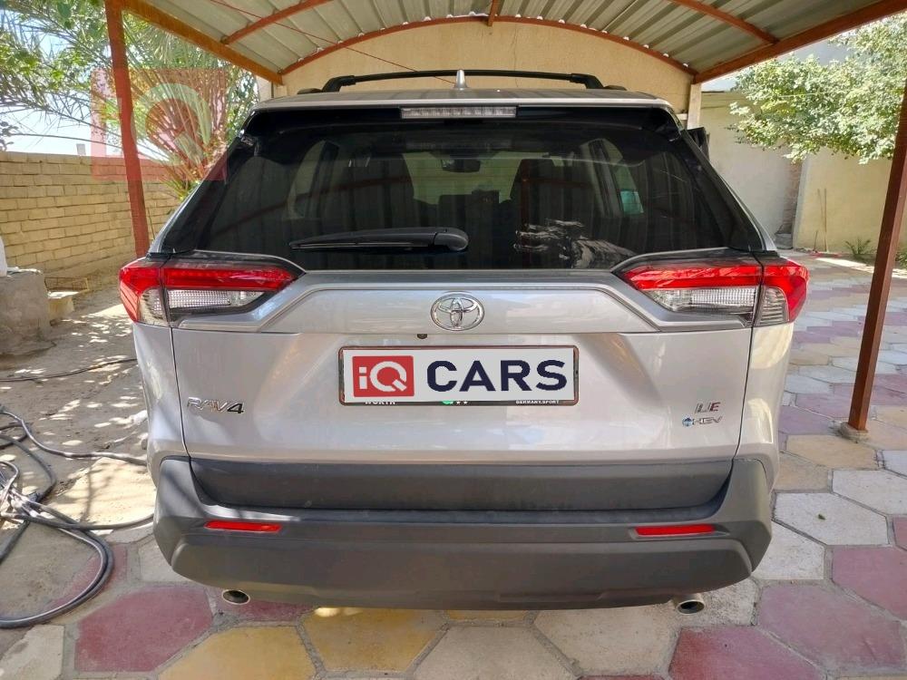 تويوتا راف 4